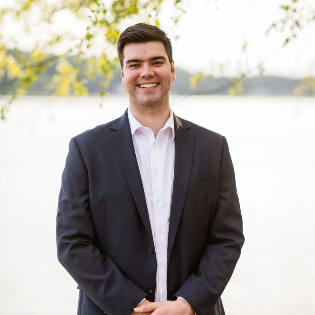 Dr. Robert Steljes. Lake Hickory Dental. General Dentist, General & Family, Cosmetic Dentistry, Restorative Dentistry, SureSmile Clear Aligners, Dental Implants, CEREC Same-Day Crowns, Extractions, Root Canal Therapy, Emergency Dentistry, Teeth Whitening, Veneers. Dentist in Hickory, NC 28601